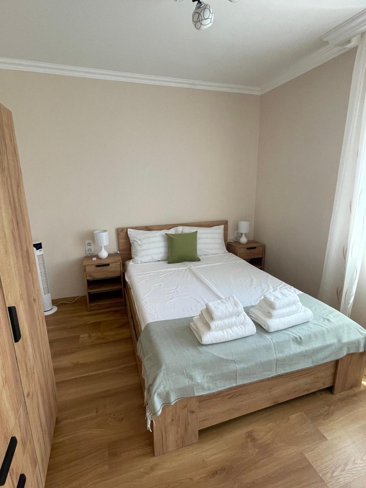 Seven Hills Apartment With Optional Parking Plovdiv Exterior foto